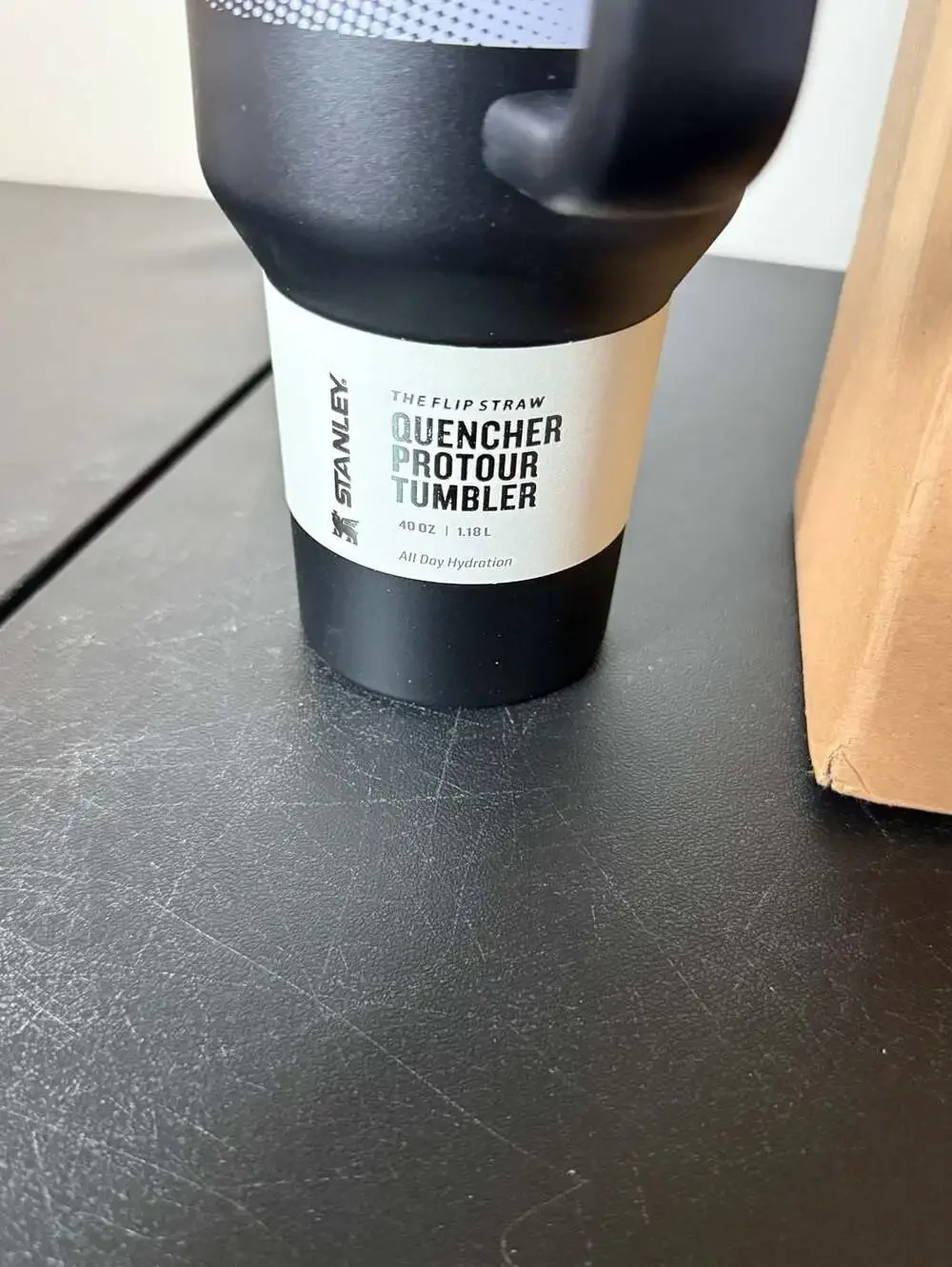Stanley 40 oz Tumbler Lunar New Year Limited - Picture 4 of 8